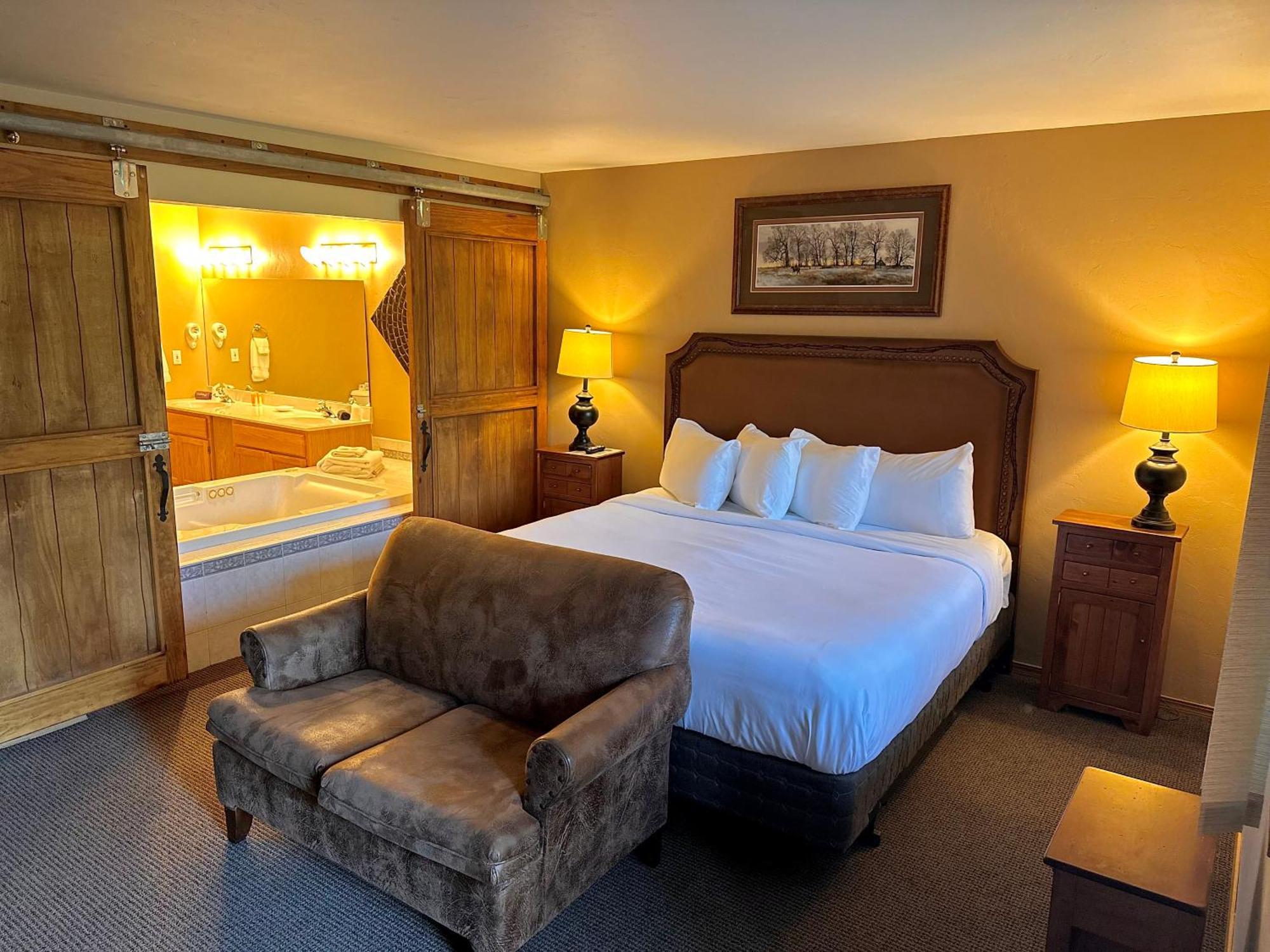 The Lodge At Leathem Smith 스터전 베이 외부 사진