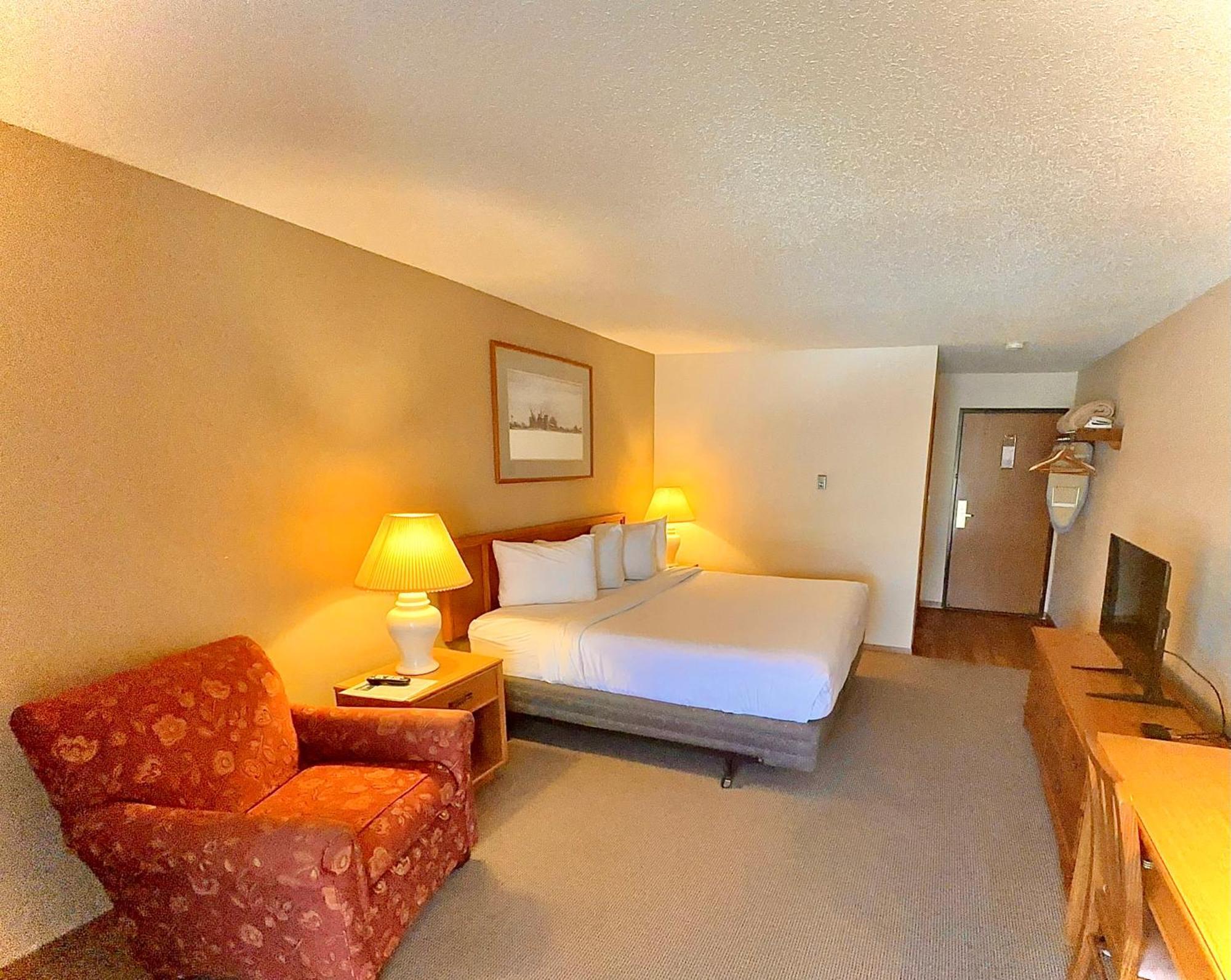 The Lodge At Leathem Smith 스터전 베이 외부 사진