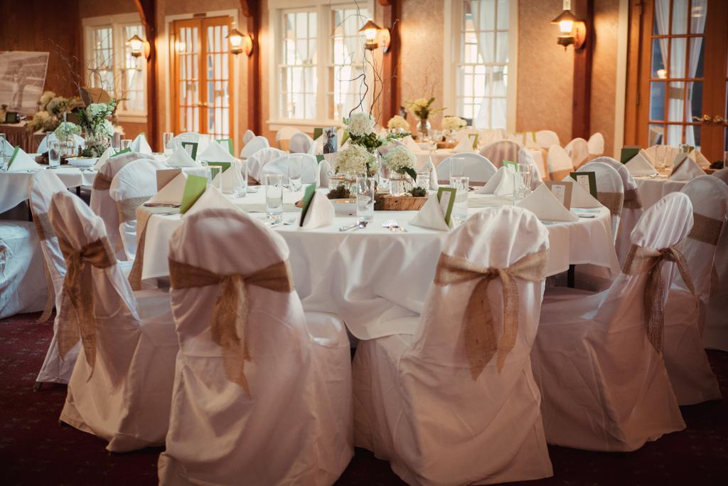 The Lodge At Leathem Smith 스터전 베이 외부 사진